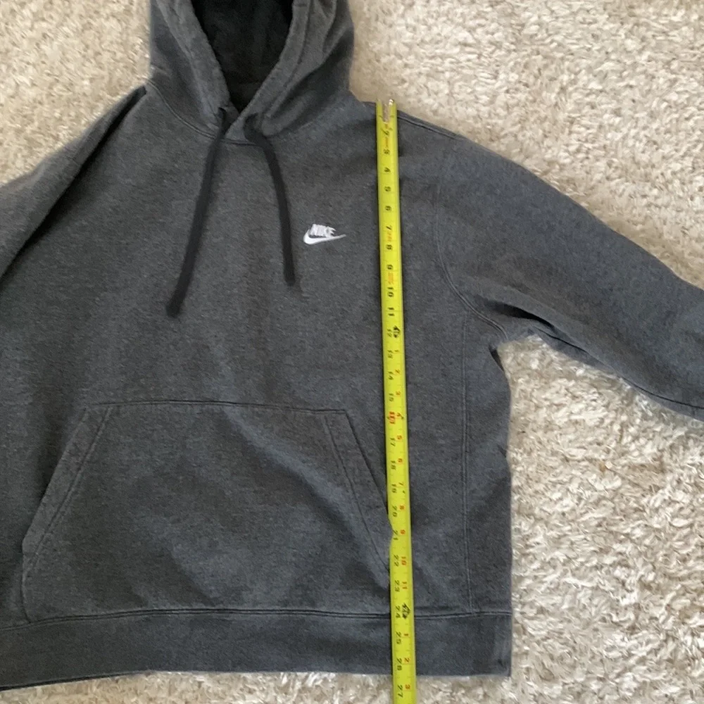 Men’s Nike solo swoosh hoodie - Picture 6 of 8